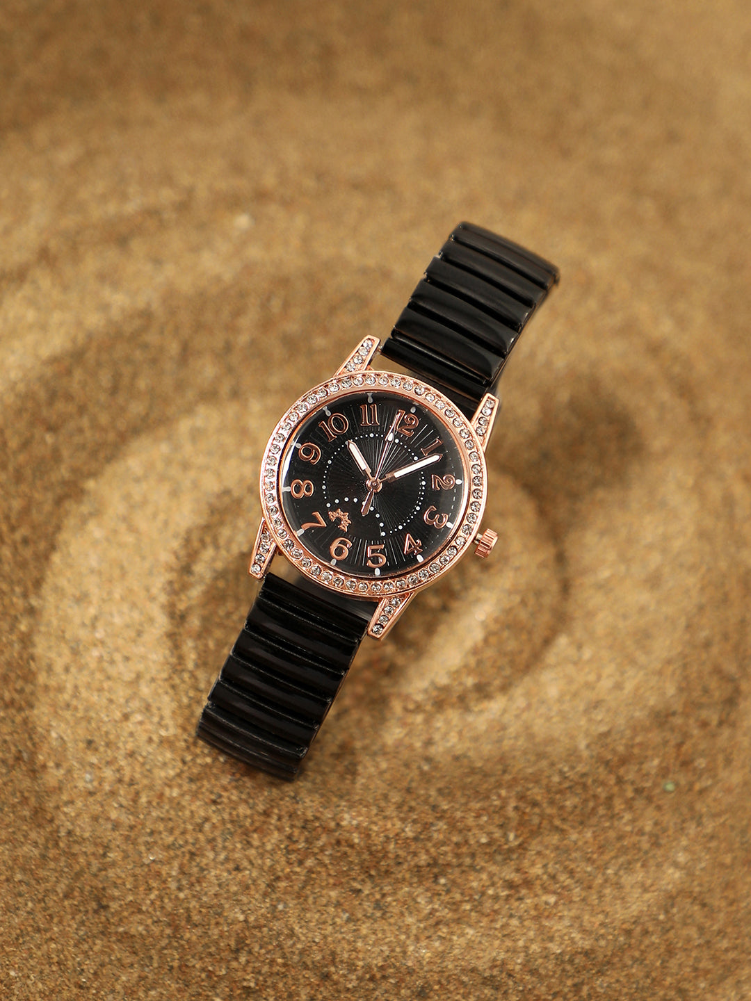 The Ribbed Round Watch