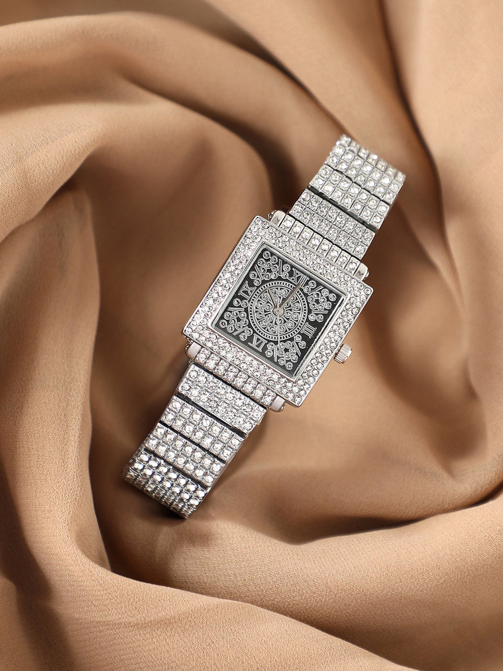 The Embellished Geometric Round Watch - Crystal Silver