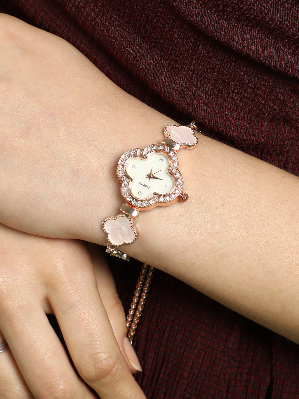 The Clover Chain Watch - Off-White