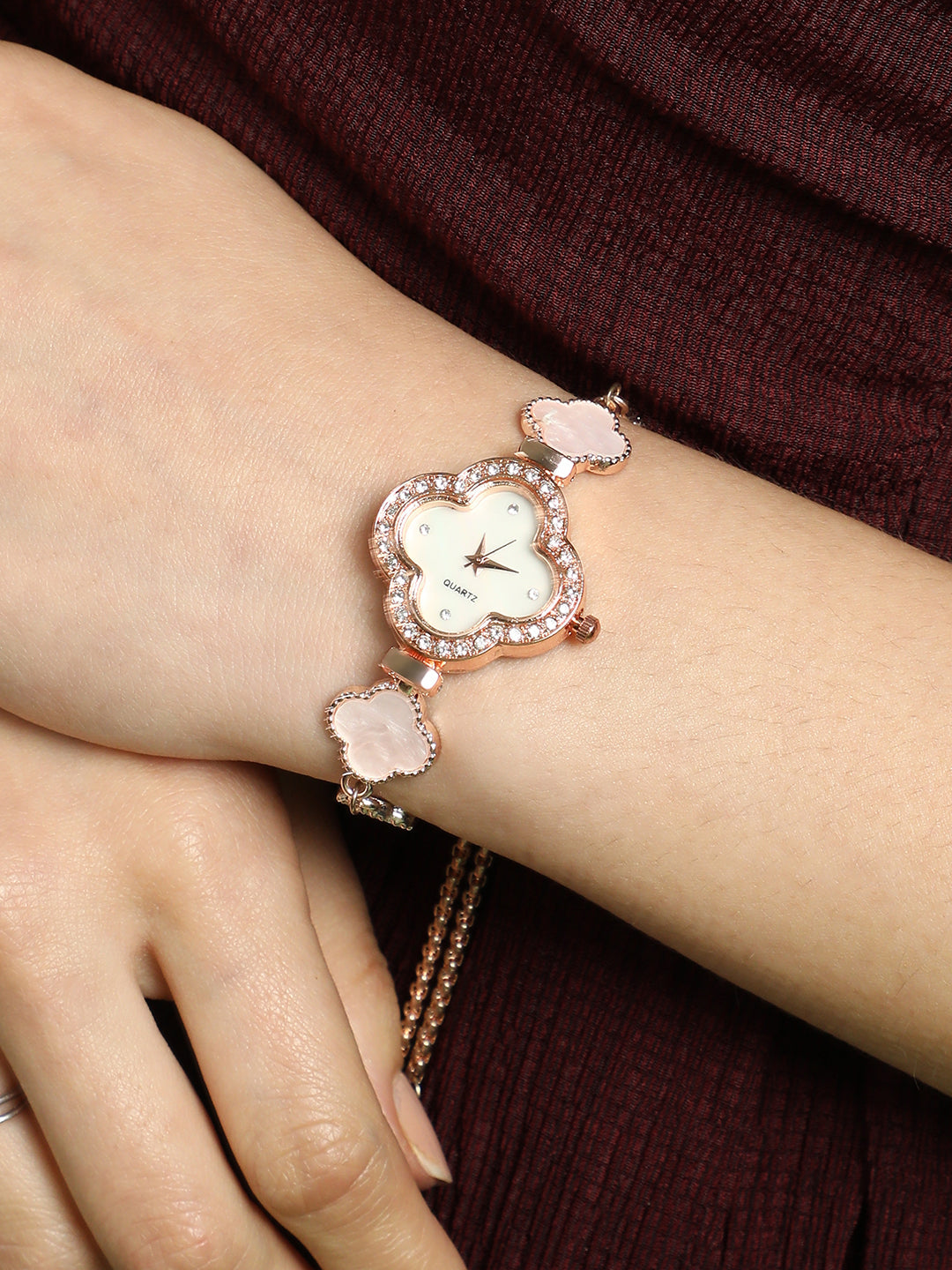 The Clover Chain Watch - Off-White