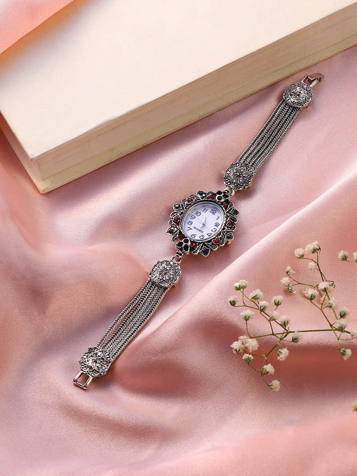 The Stone Chainlink Oval Watch - Antique Silver