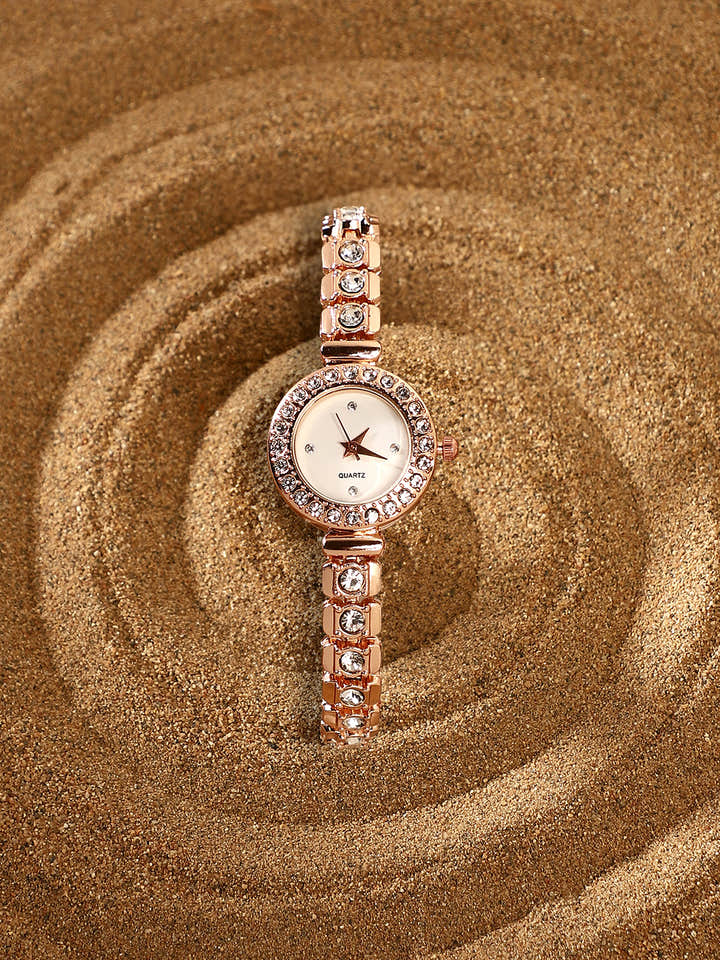 The Polished Opulent Round Watch - Champayne Gold
