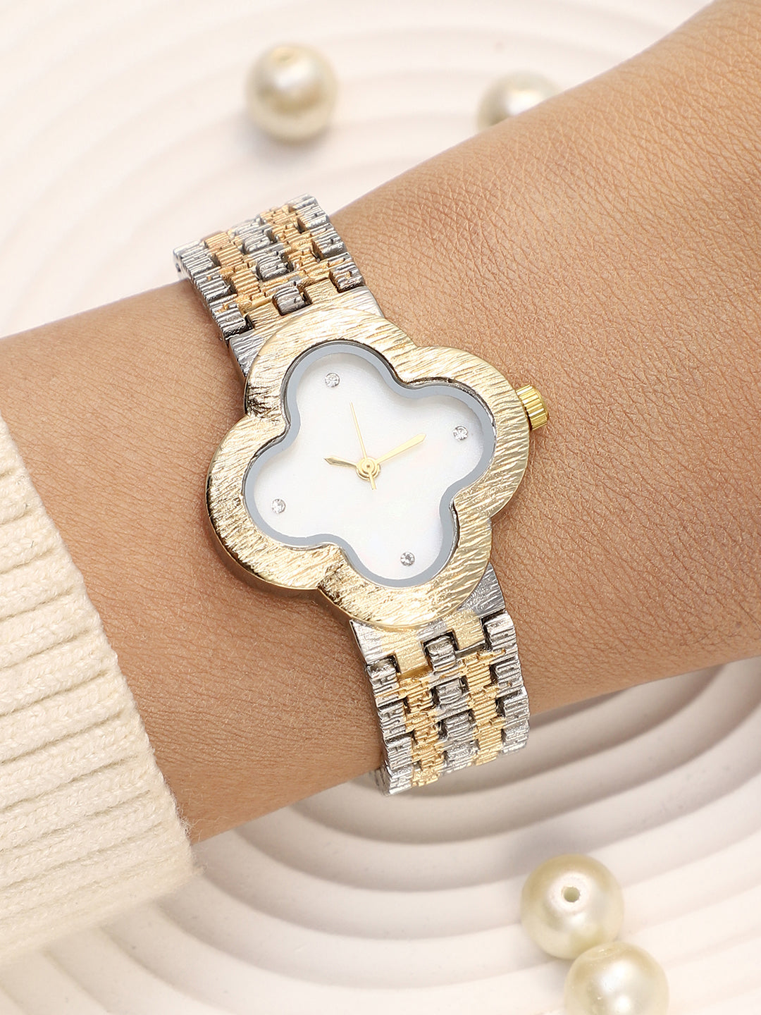 The Dented Clover Watch - Ivory White