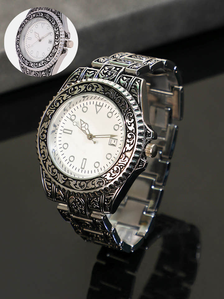 The Antique Embossed Round Watch - Chalice Silver