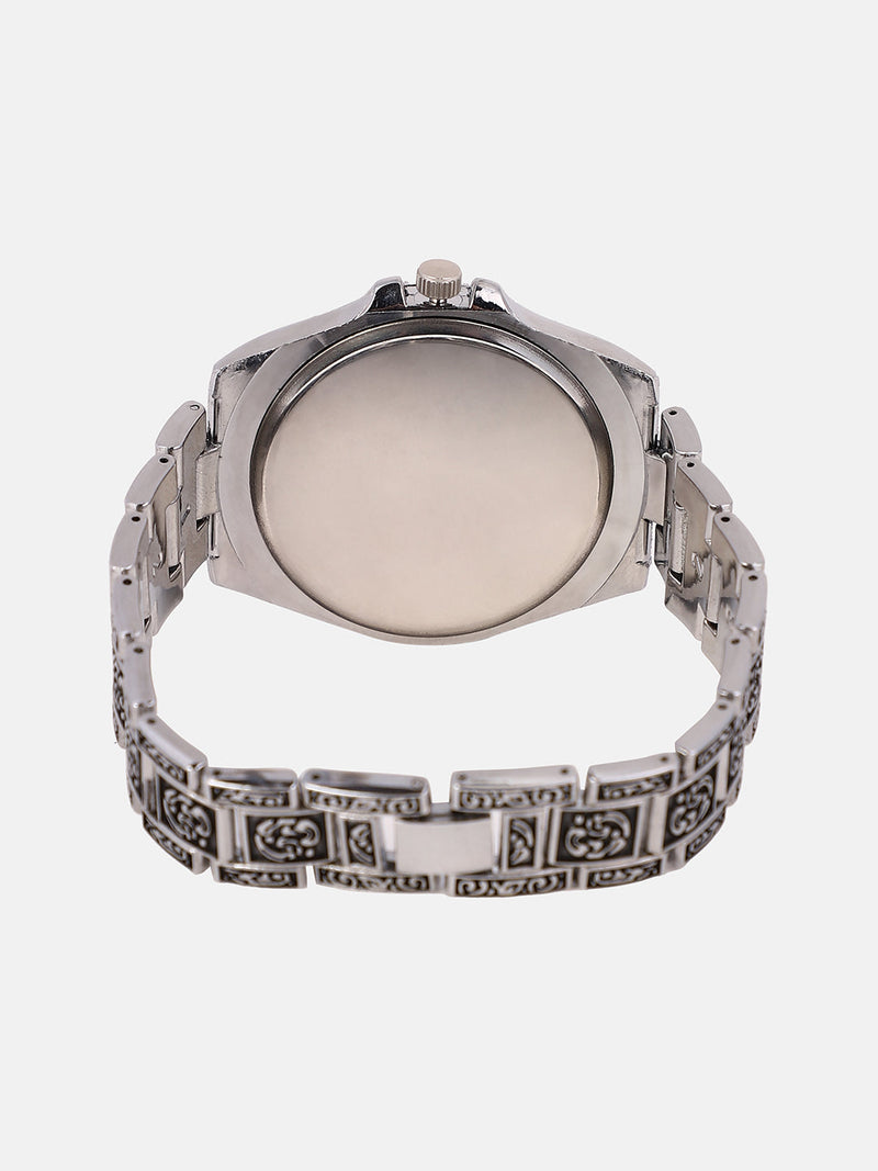 The Antique Embossed Round Watch - Chalice Silver