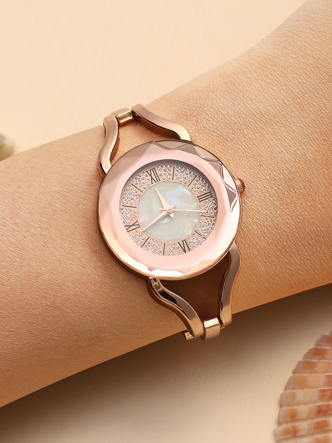 The Celeste Roman Round Watch - Rose Gold