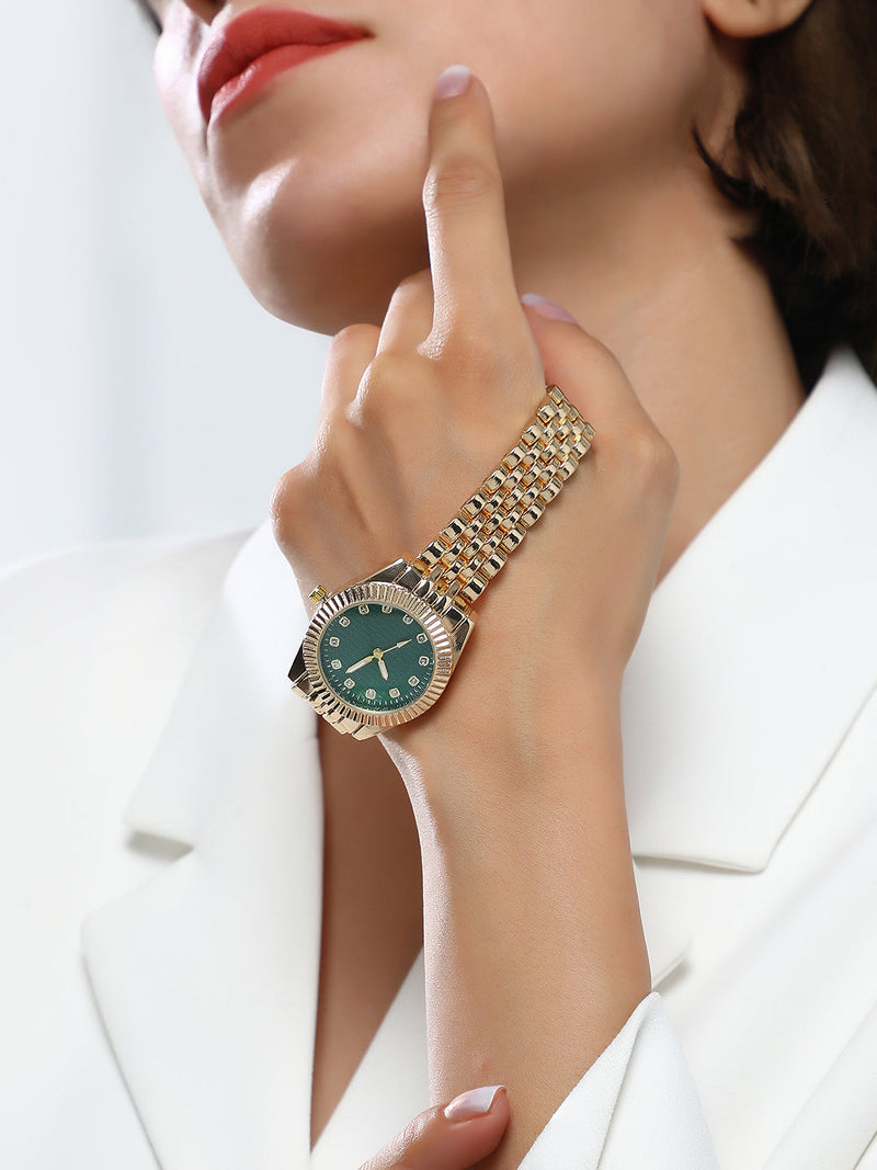 The Ribbed H-Link Round Watch - Gold Chain