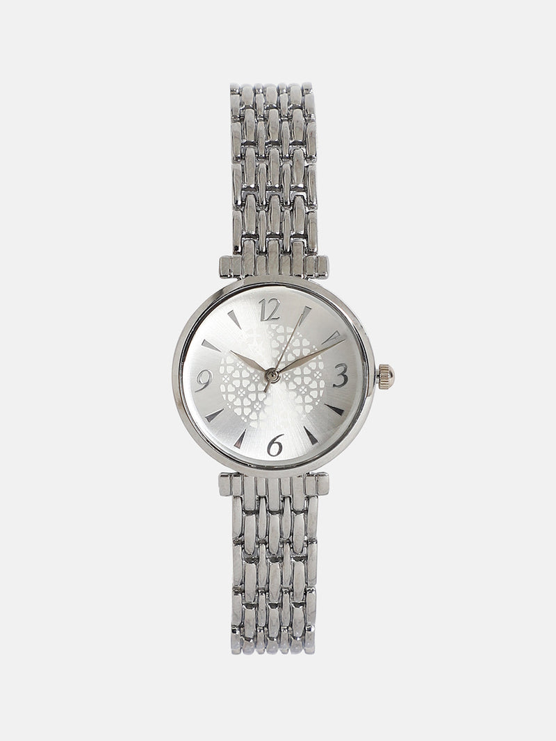 The Noé  Round Watch - Metallic Silver