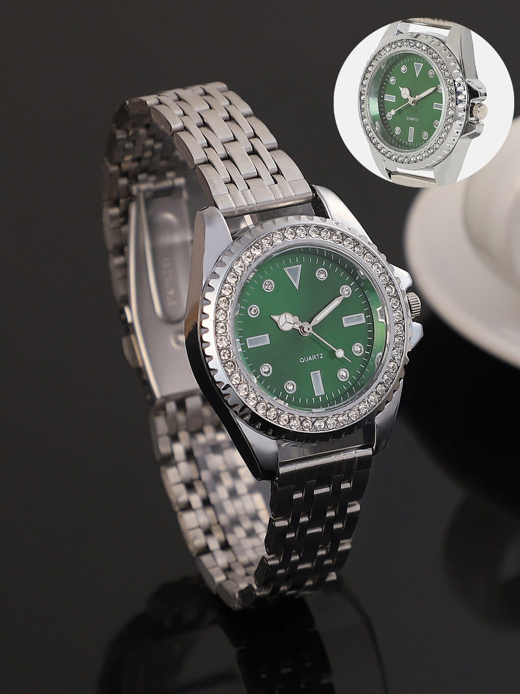 The Kinova  Round Watch - Metallic Silver