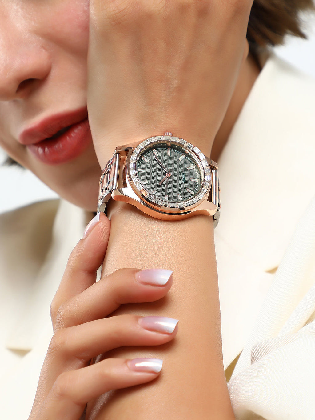 The Orbitra Round Watch