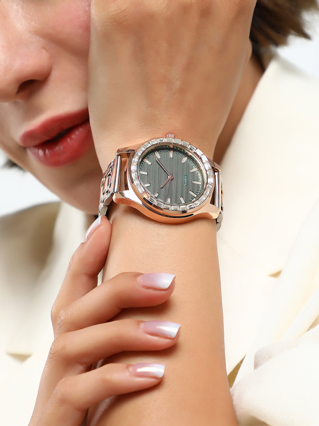 The Orbitra Round Watch