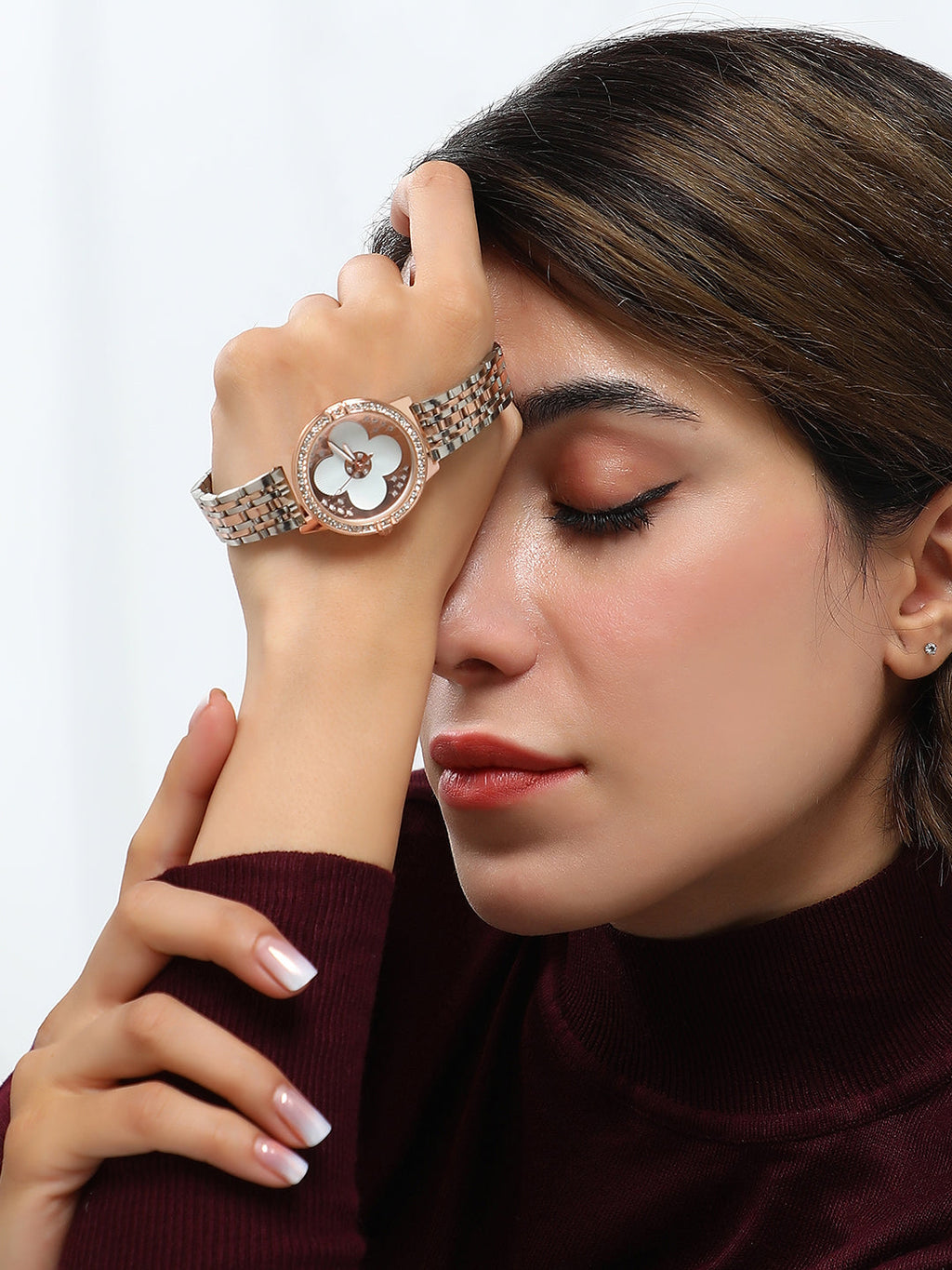 The Clover Round Watch