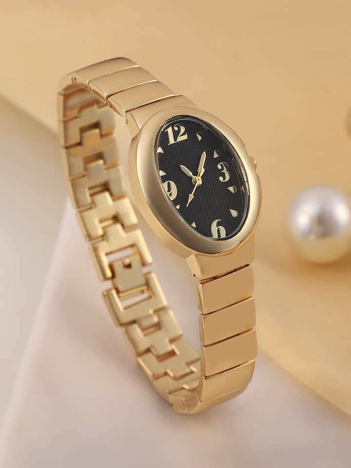 The Pantheonique Oval Watch