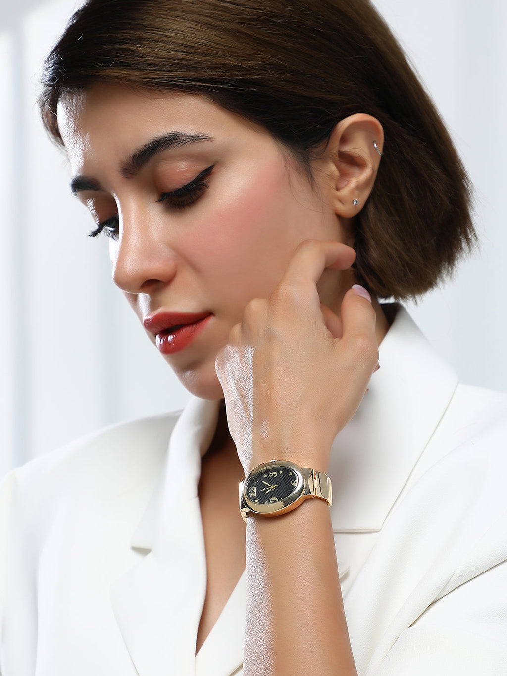 The Pantheonique Oval Watch