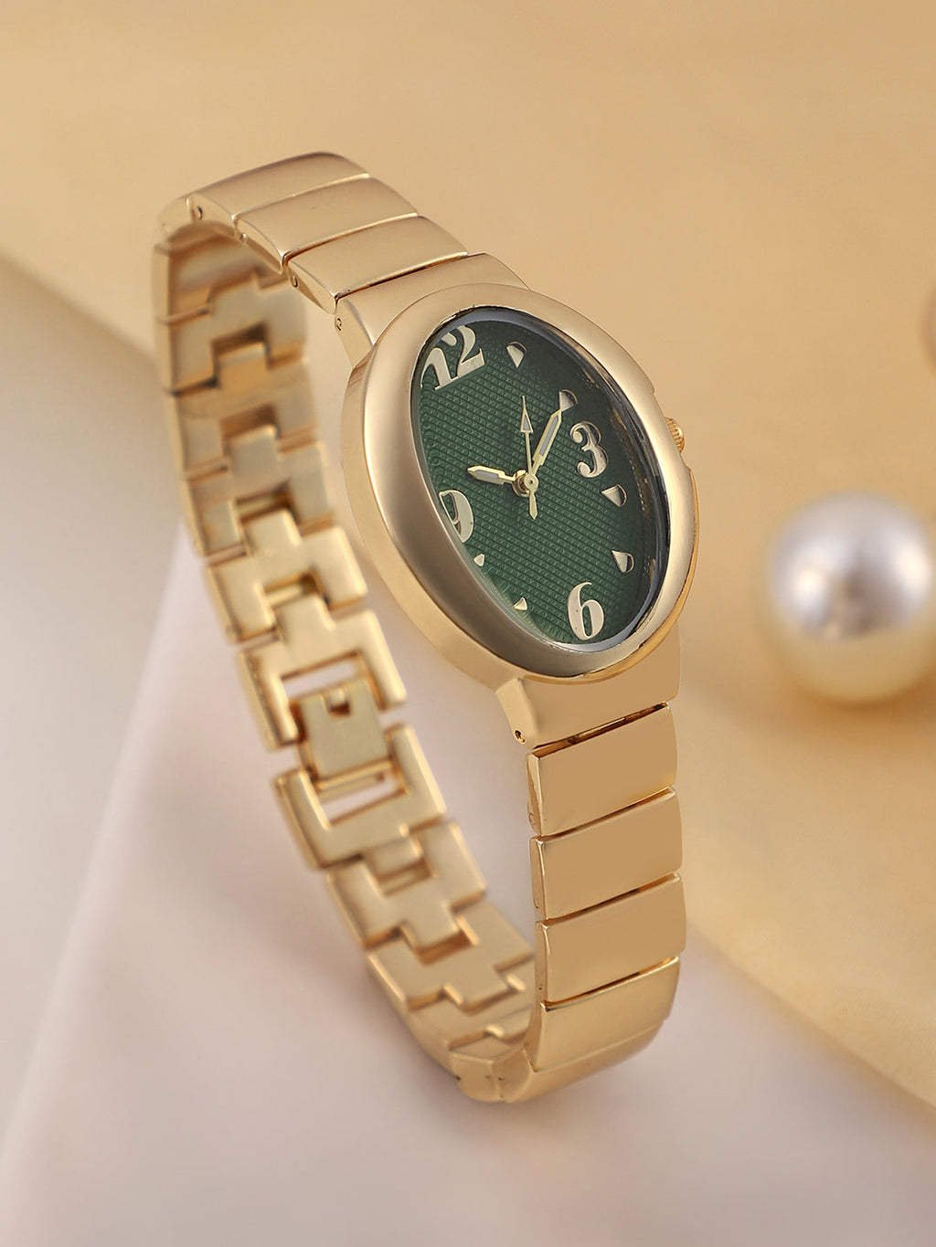 The Pantheonique Oval Watch