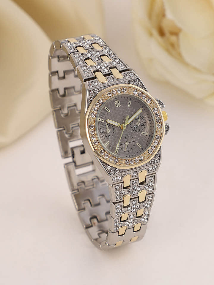 The Geneva H-Link Round Watch