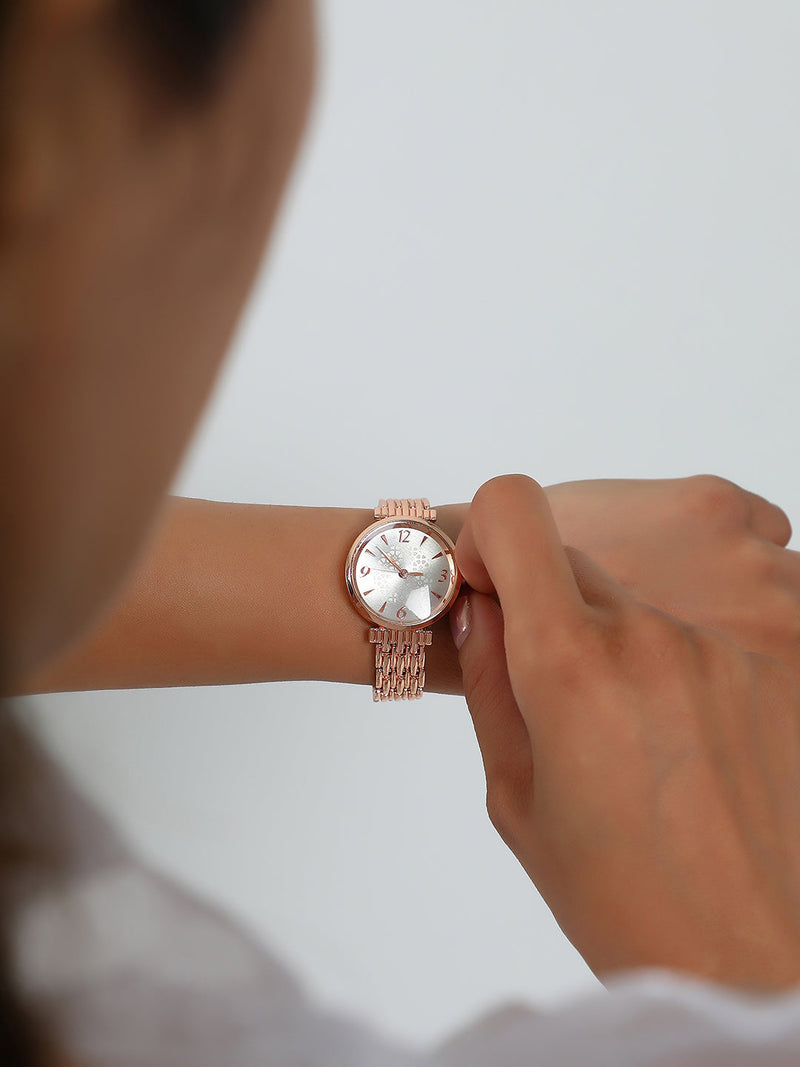 The Noé  Round Watch