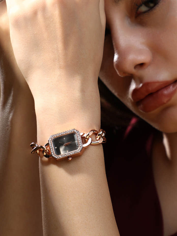 The Chainlink Gem Rectangular Watch - Rose Gold