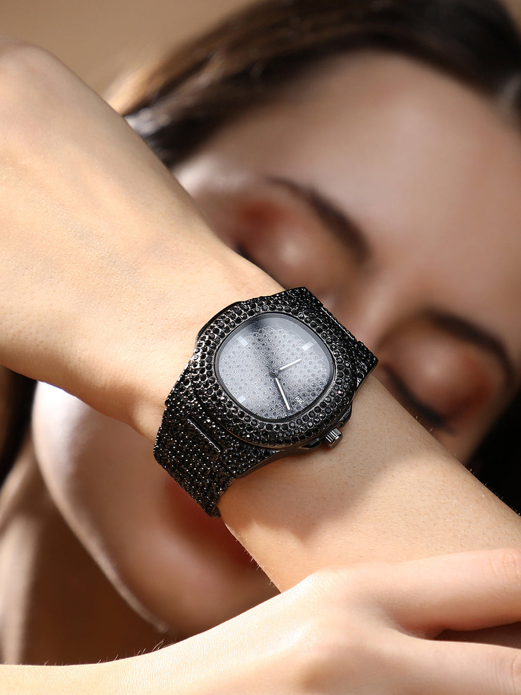 The Bijou Cirqé Cushion Watch - Onyx Black