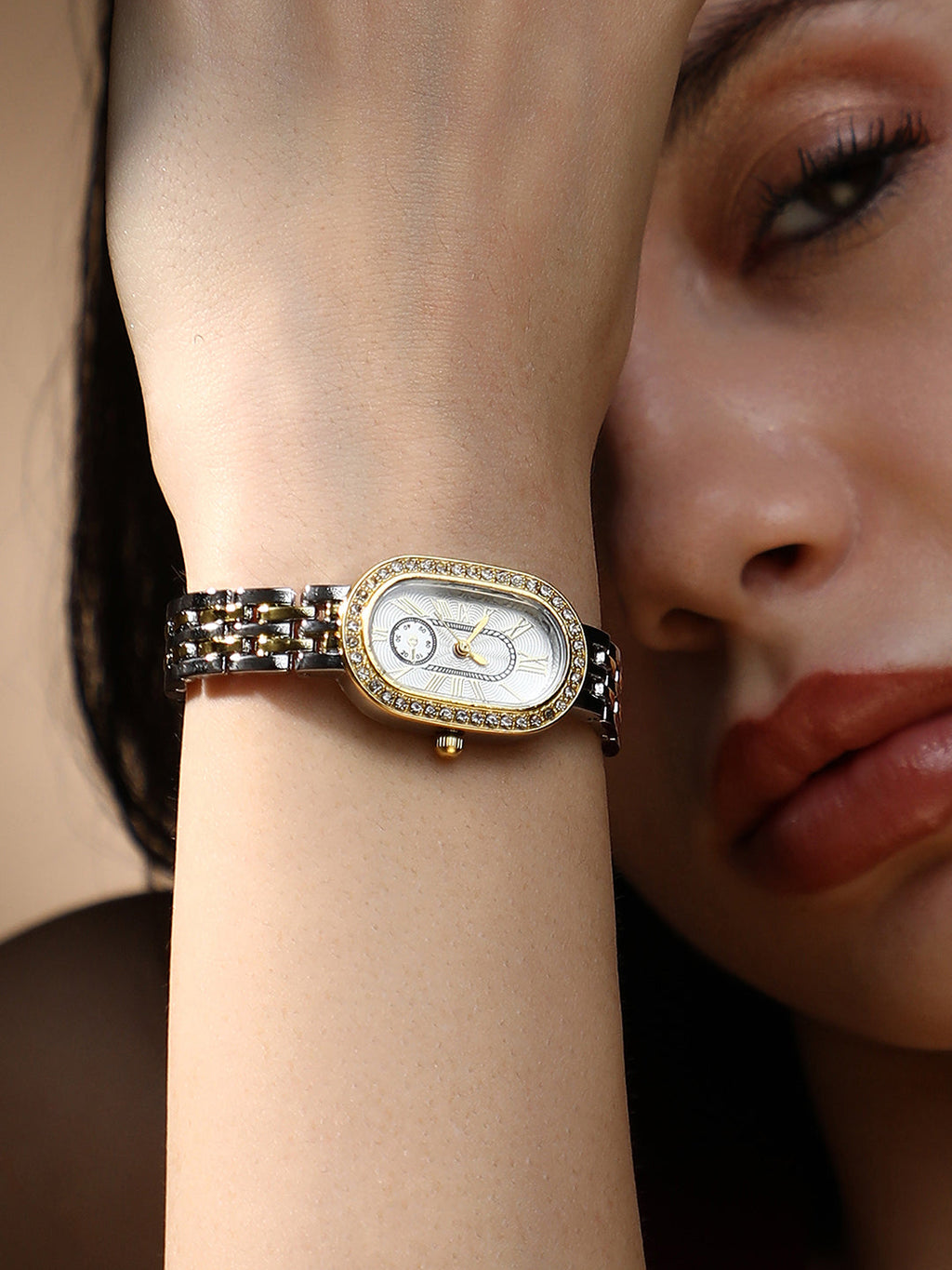 The Slim Vivienne Two-Dial Oblong Watch - Metallic Silver & California Gold