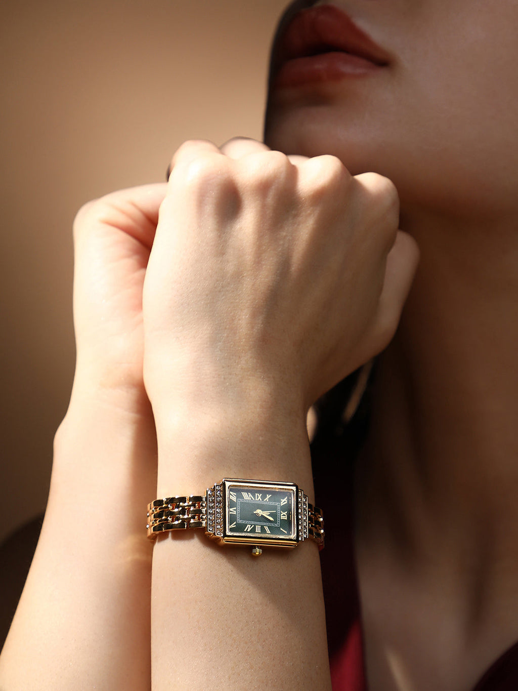 The Victoria Roman Rectangular Watch - California Gold