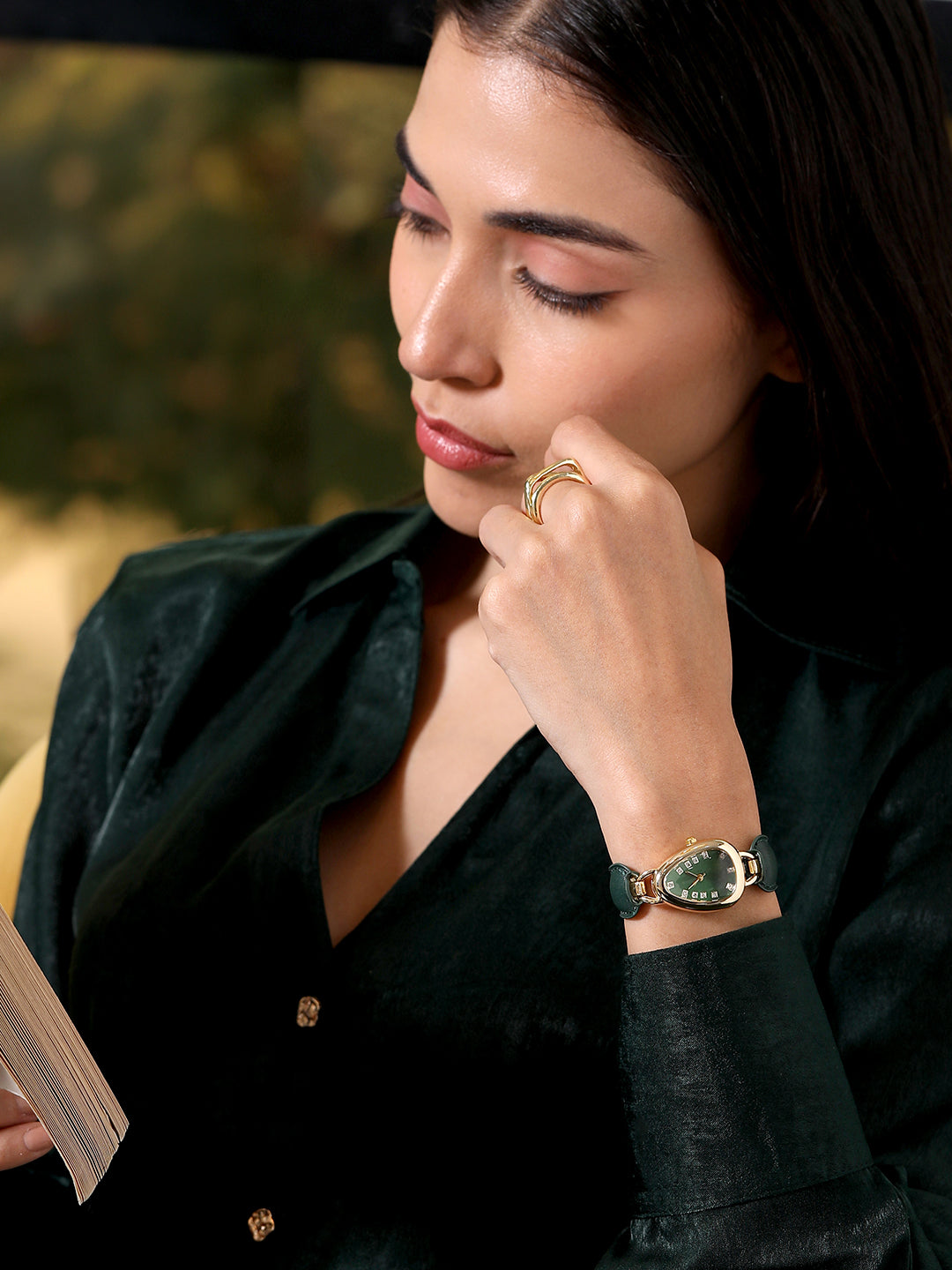 The Olive Designer Watch - Dark Black
