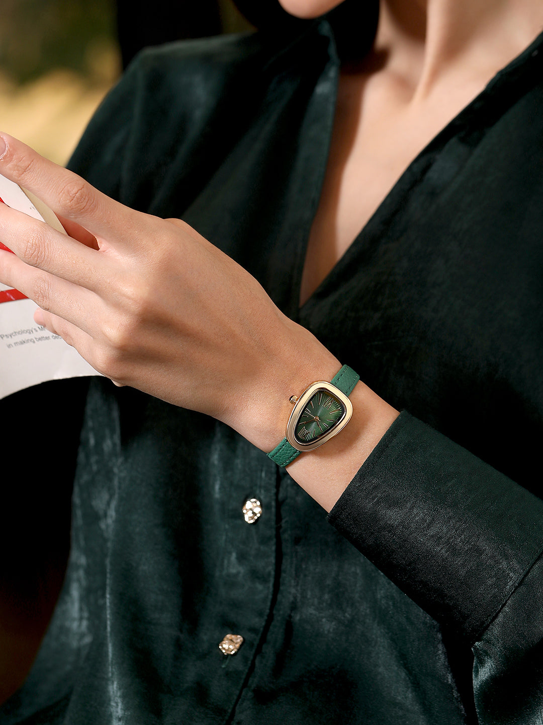 The Sunray Oval Watch - Olive Green