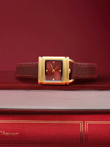 The Vintage Square Watch - Crimson Red