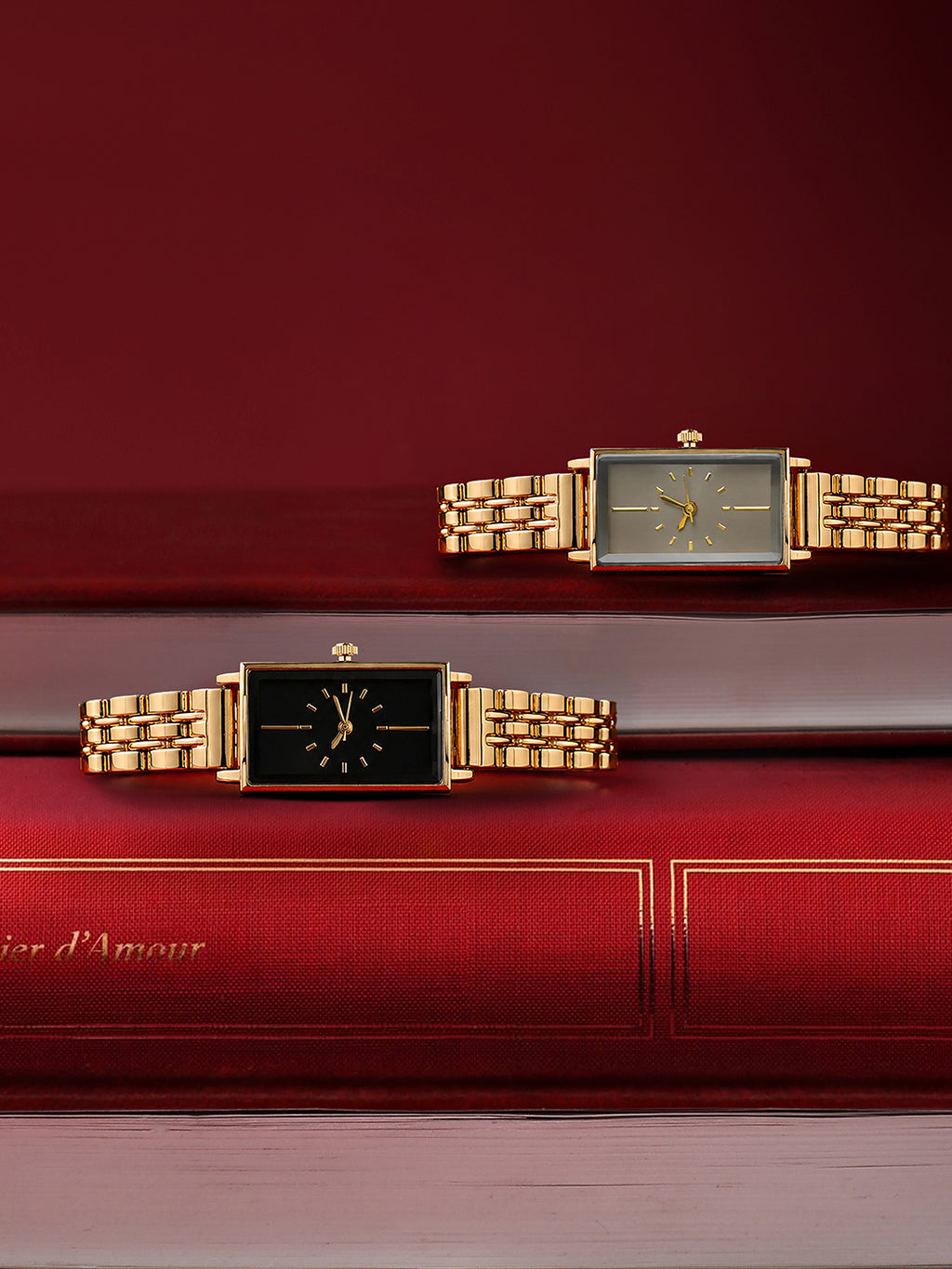 The Minimal Rectangle Watch - Champagne Gold