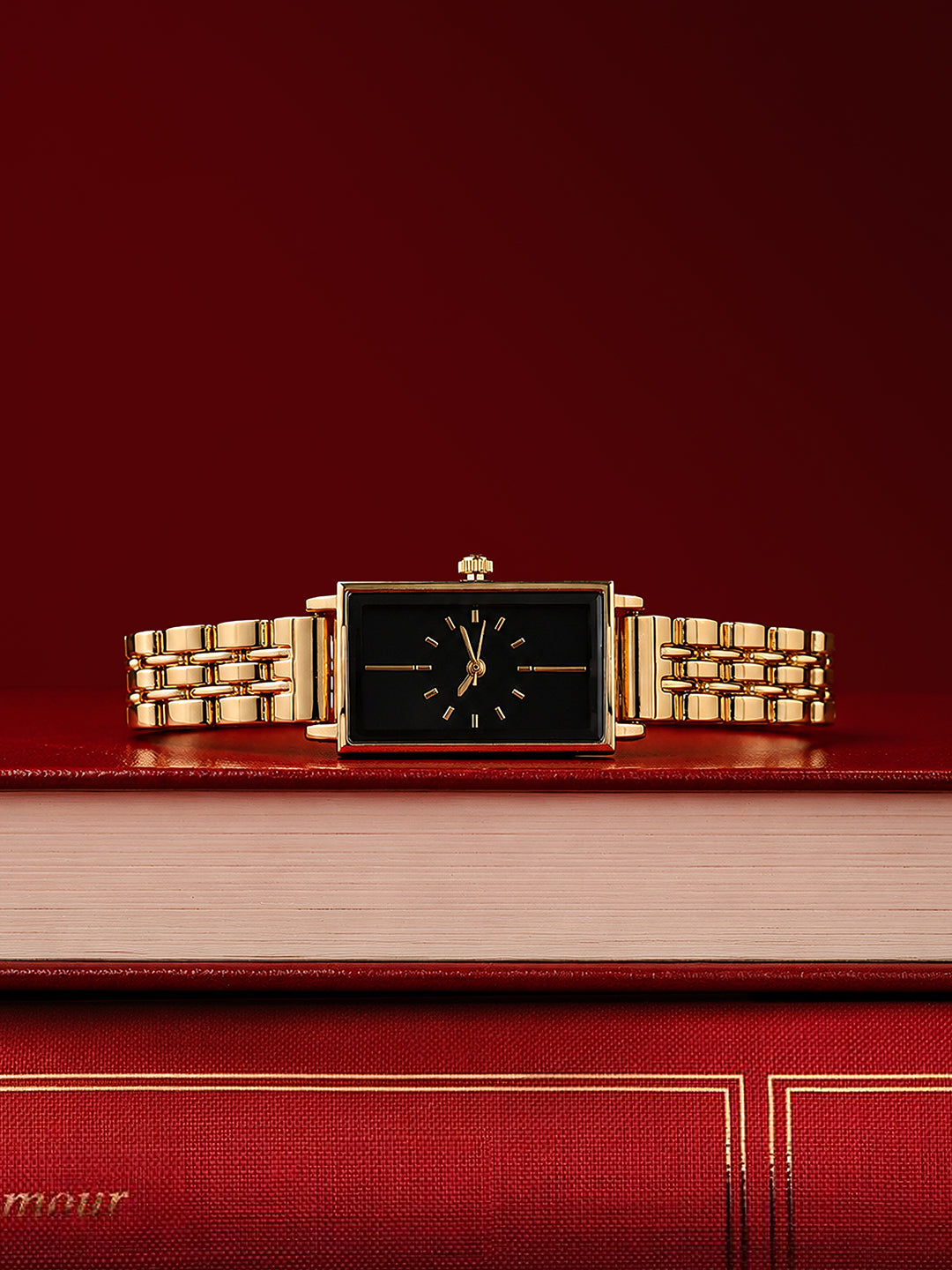 The Minimal Rectangle Watch - Midnight Gold