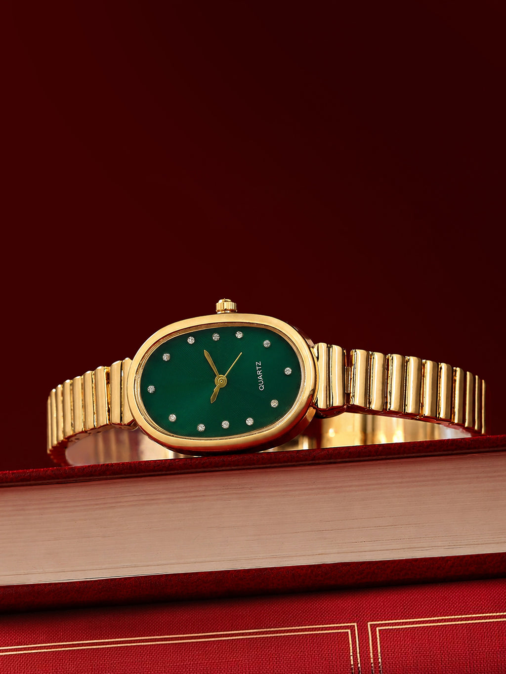 The Emerald Oval Watch - Royal Gold