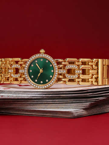 The Emerald Luxe Bracelet Watch - Gold
