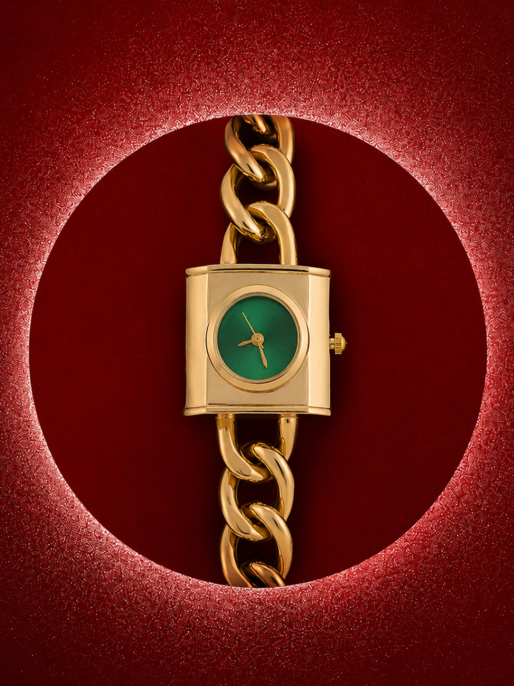 The Iconic Chain Luxe Watch