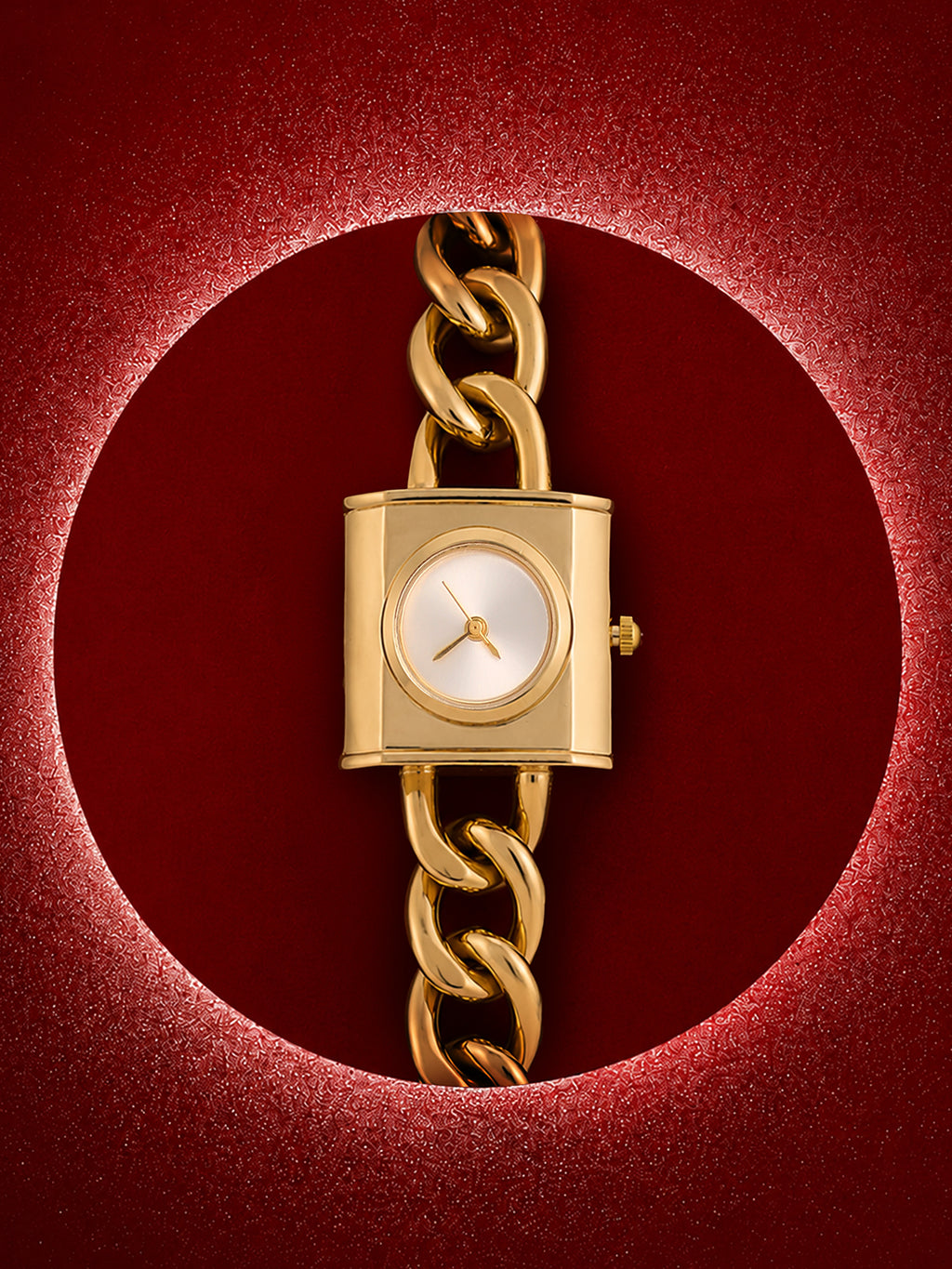 The Iconic Chain Luxe Watch