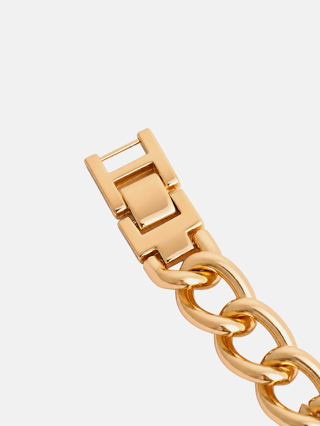 The Iconic Chain Luxe Watch