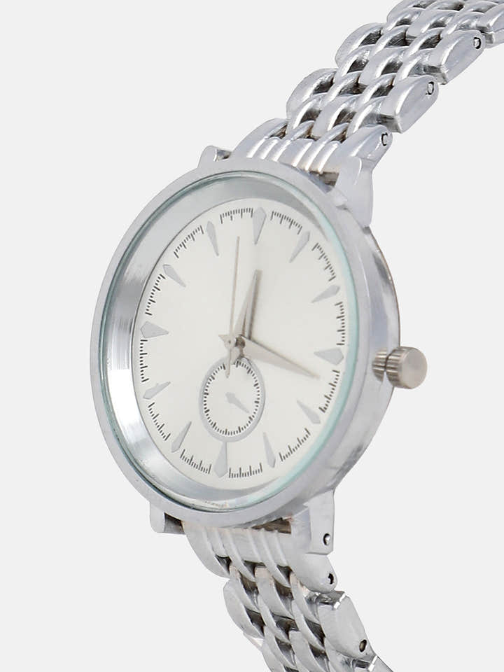 The Classica Round Watch - Metallic Silver