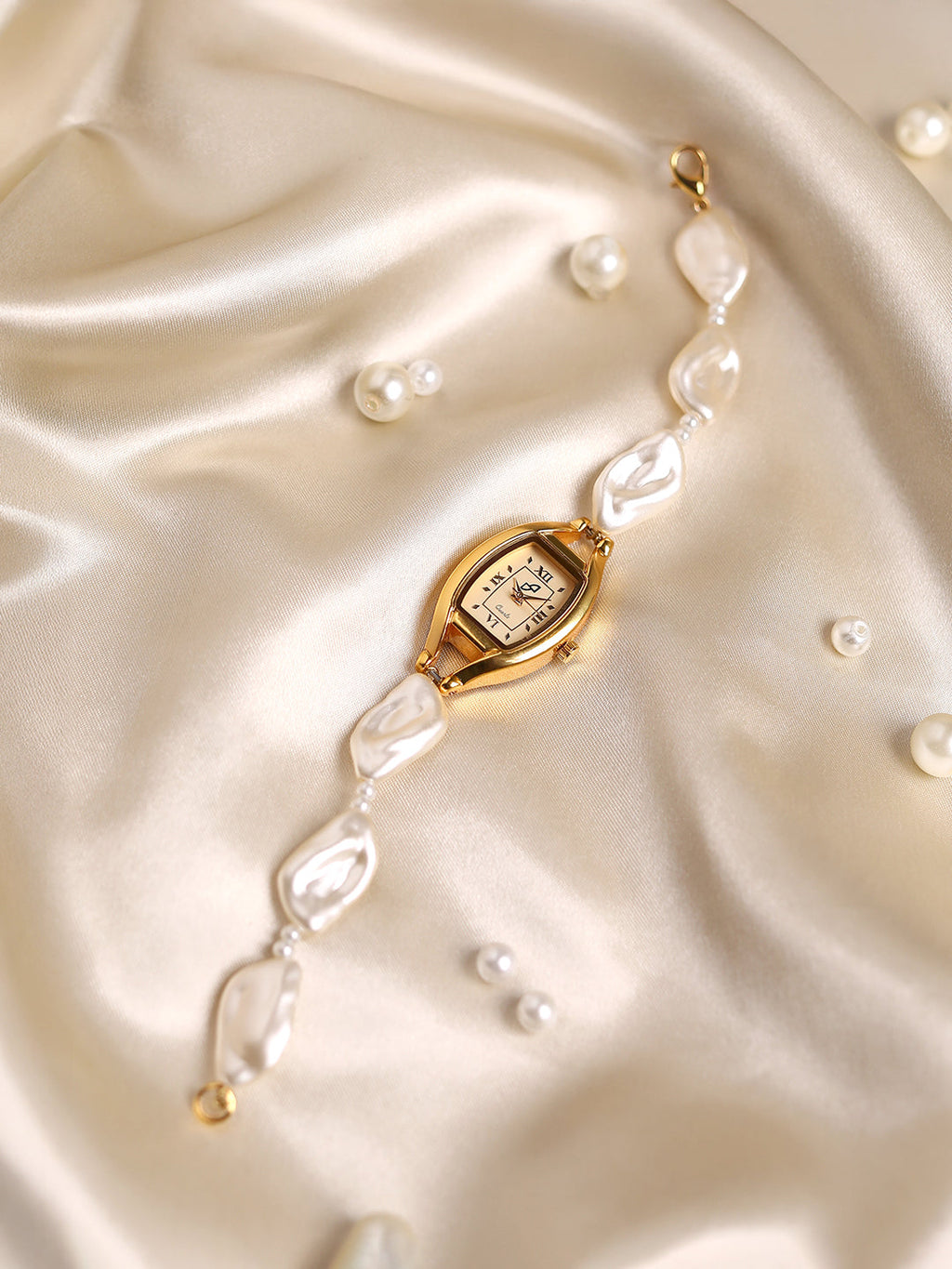 The Nona-Pearl Rectangle Watch - Pearl White