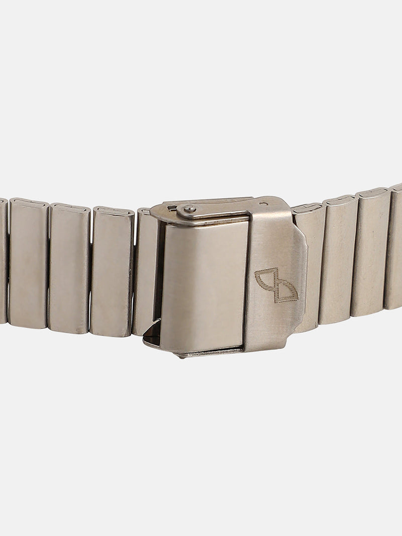 The Downtown Chain Rectangle Watch - Metallic Silver