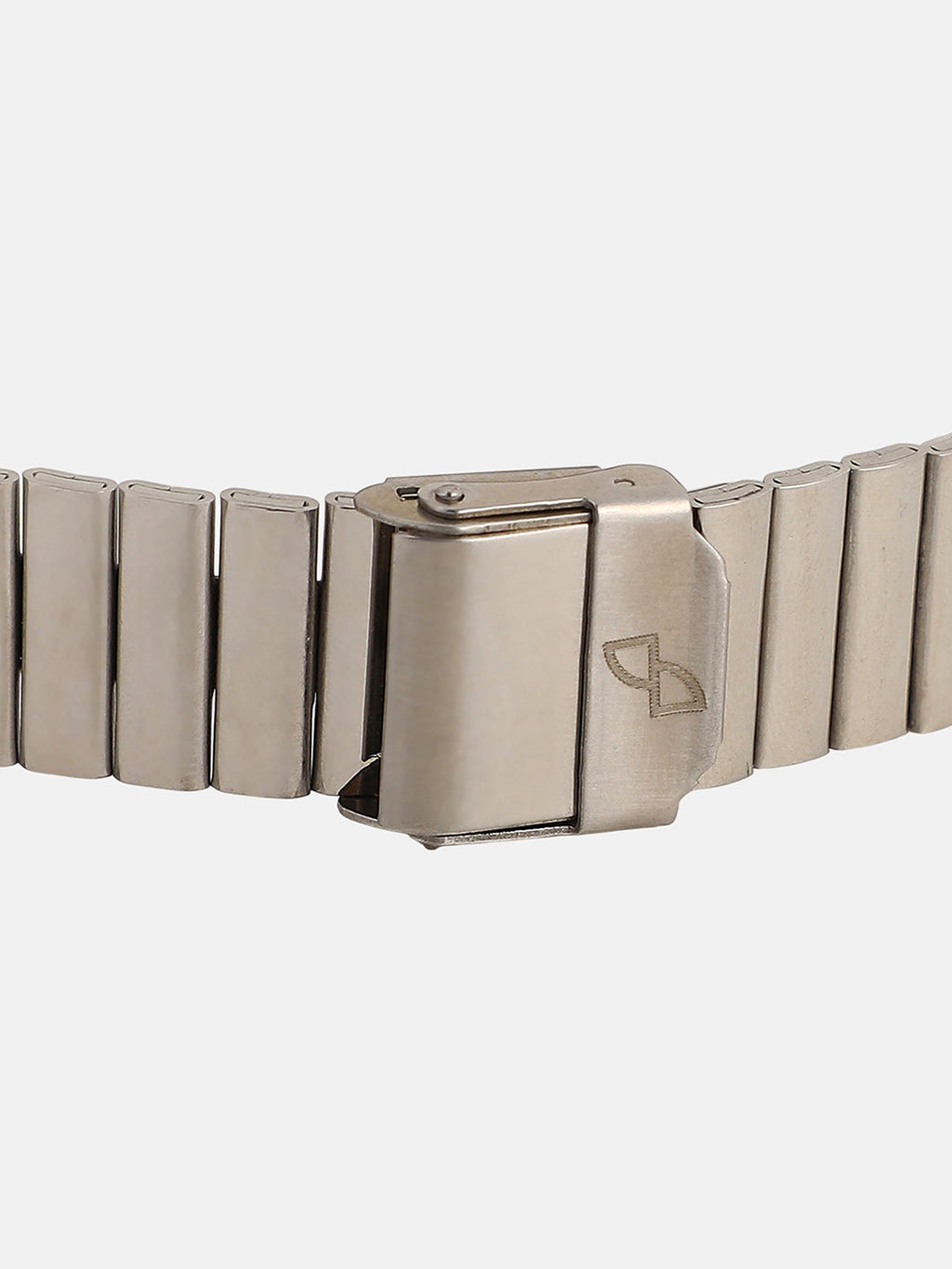 The Downtown Chain Rectangle Watch - Metallic Silver
