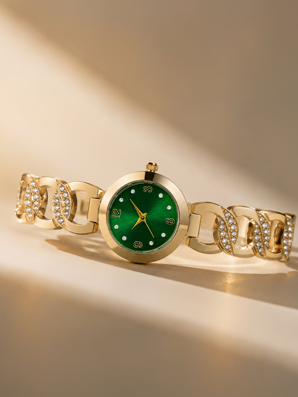 The Elara Luxe Bracelet Watch - Gold
