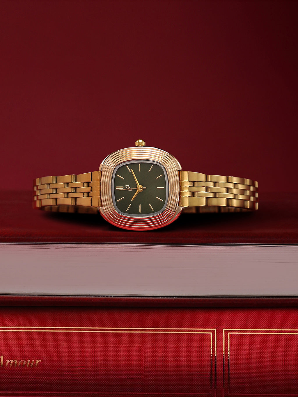 The Emerald Heritage Watch - Gold