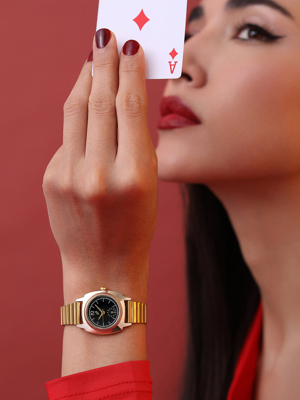 The Emerald Prestige Watch - Gold