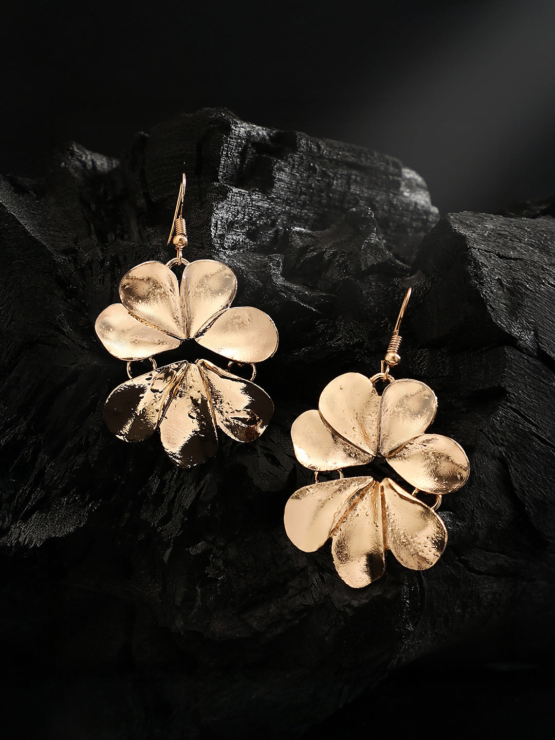 The Overlap-Flora Drop Earrings - California Gold