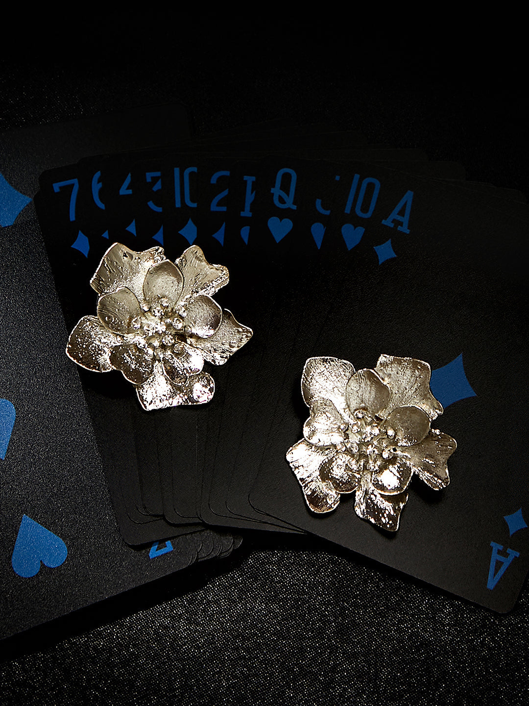 The Floral-Gleam Statement Earrings - Metallic Silver