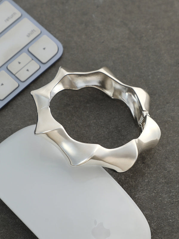 The Chunky-Twist Bangle Bracelet - Metallic Silver