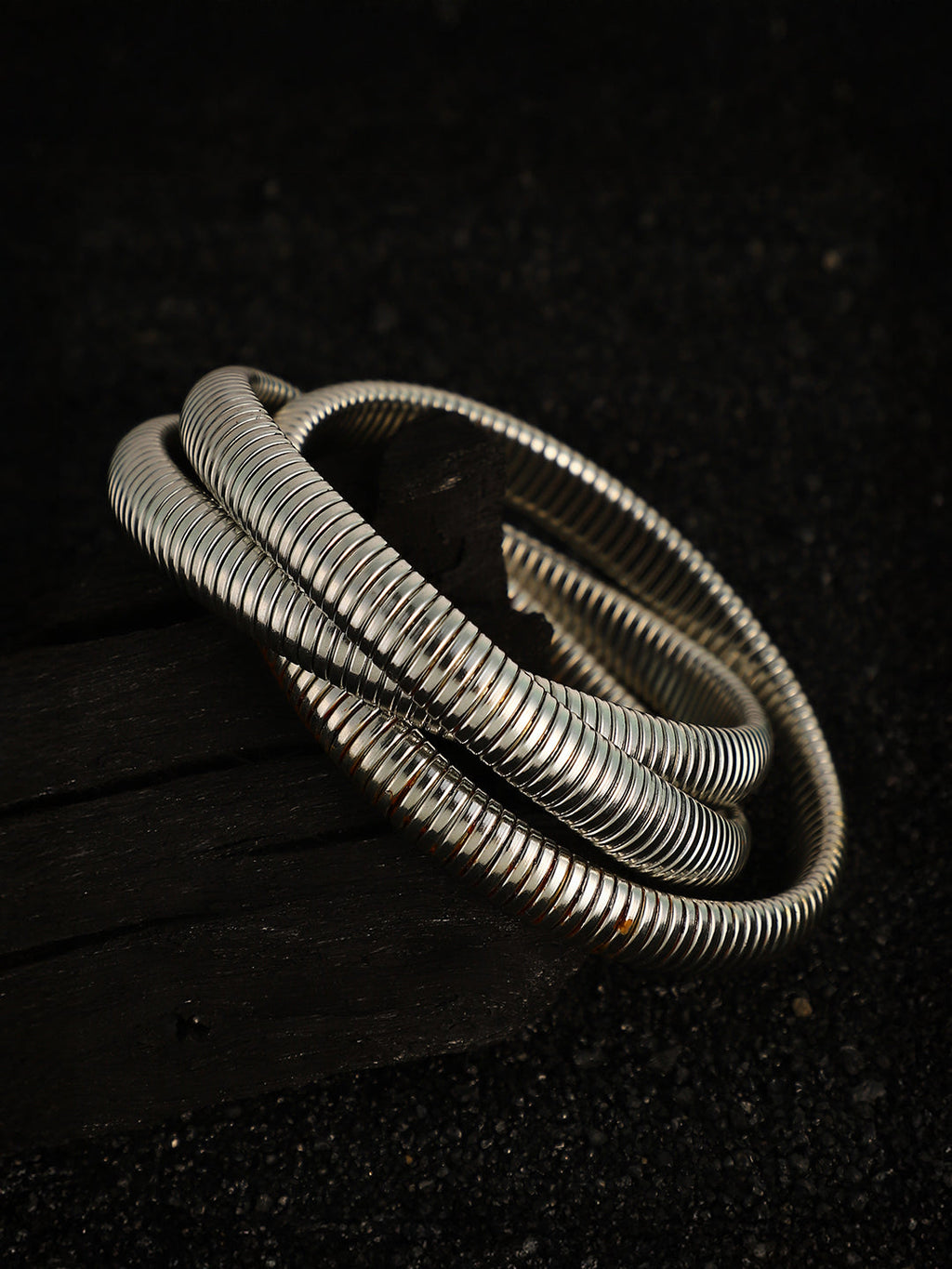The Snake-Ribbed Bangle Bracelet - Metallic Silver