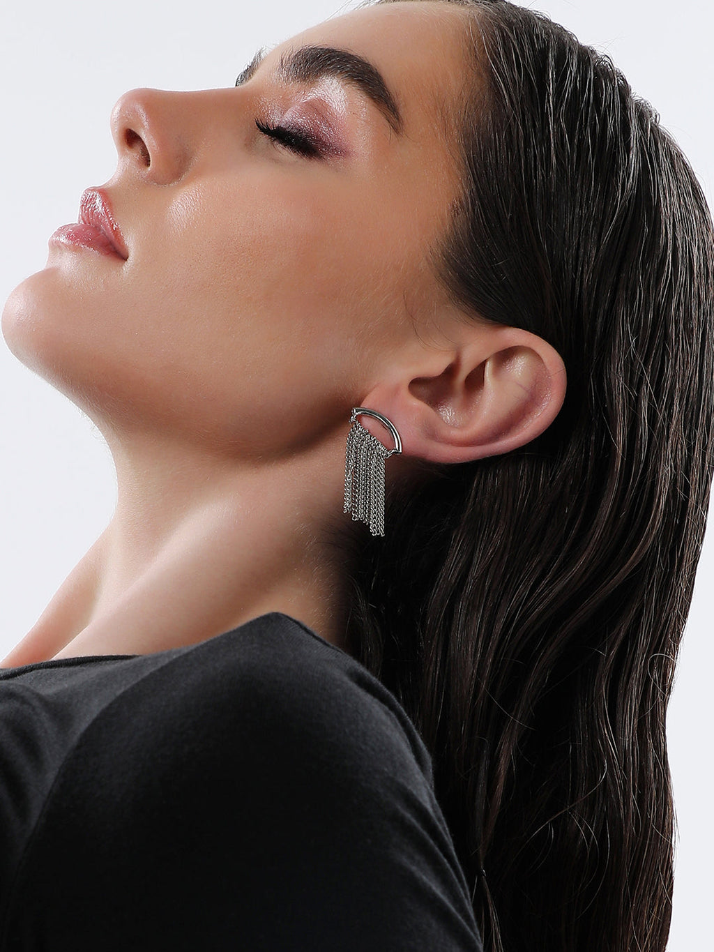 The Hanging Chain Bar Drop Earrings - Metallic Silver