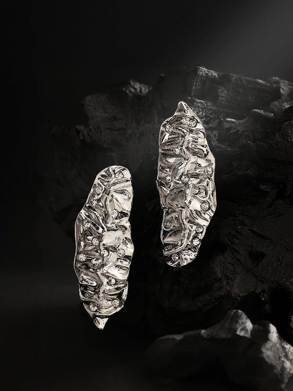 The Foglia Drop Earrings - Metallic Silver