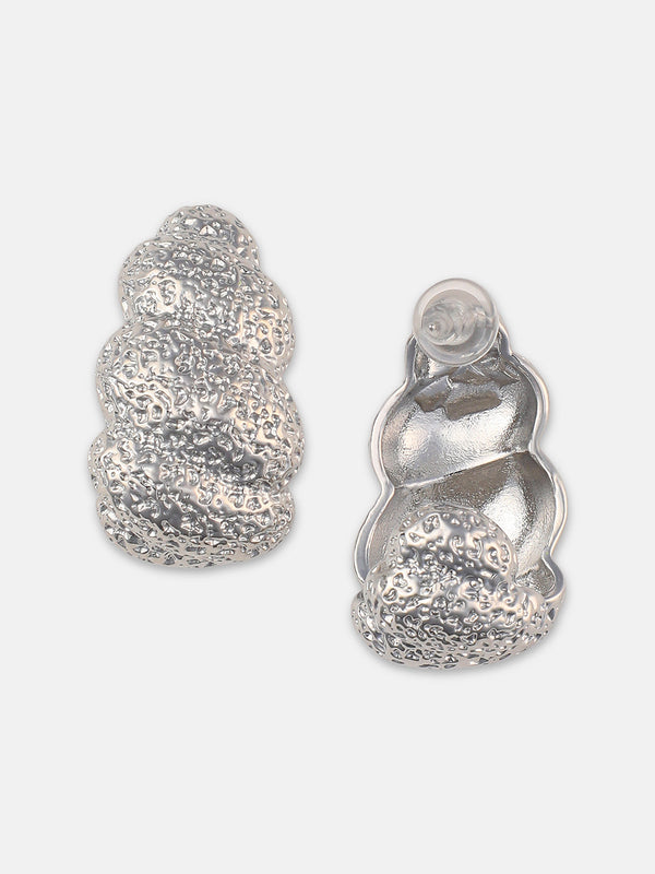 The Dented-Swirl Hoop Earrings - Metallic Silver