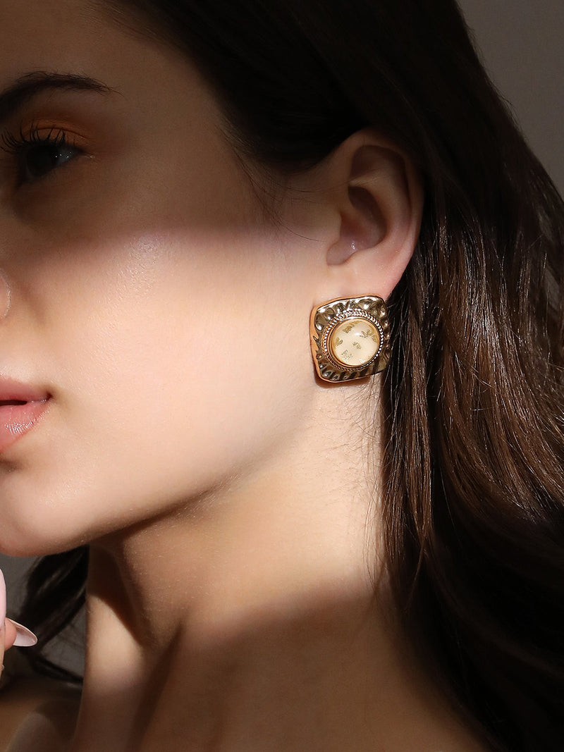 Women's The Baroquet Stud Earrings - Off-White